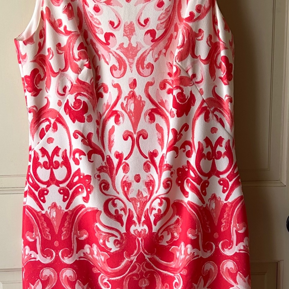 Sleeveless dress